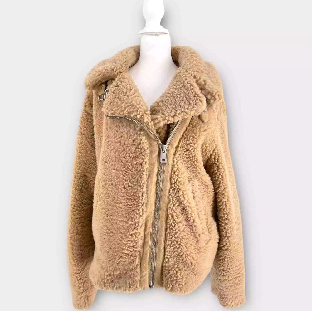 Levi’s‎ All Over Sherpa Moto Jacket